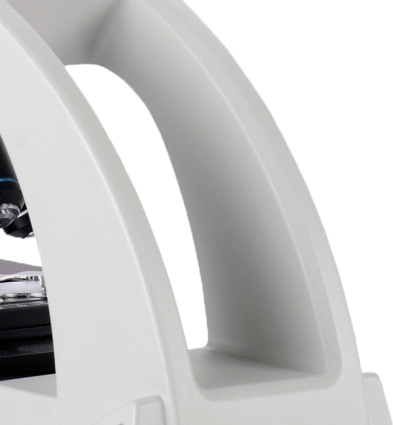 小型高剛性，獨具匠身